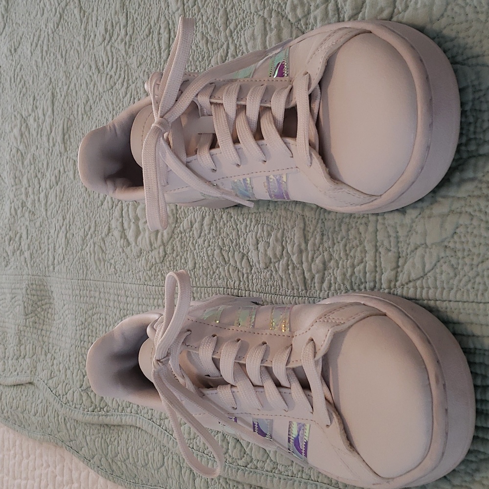 Adidas tennis shoes